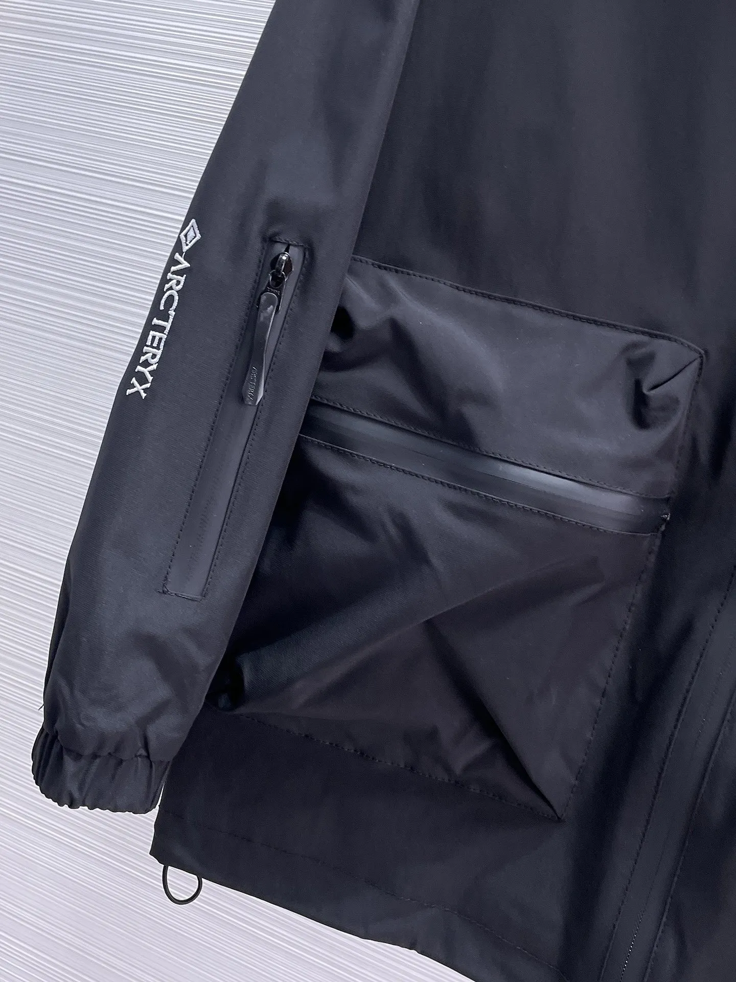 Same Style， ， 2026 New Arrival ， Original Premium Breathable ， ， ， Quality。 ， Sizes：M～3XL，